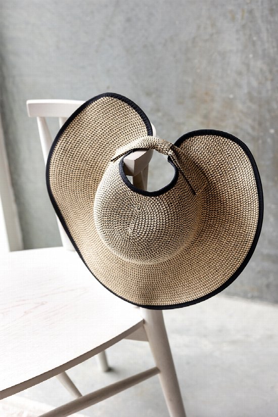 Black Lotus Ponytail Sun Hat Black Lotus Ponytail Sun Hat