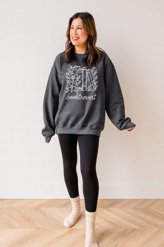 Booktrovert Sweatshirt 2