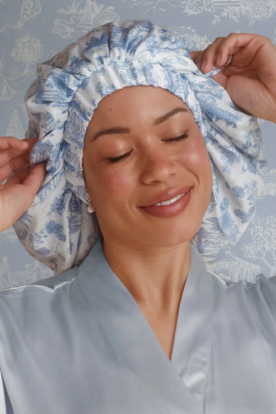 Bridgerton Satin Bonnet 2