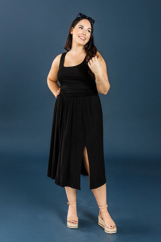 Coastal Charm Midi Dress 2.0
