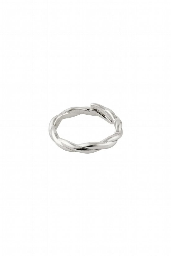 Delia Twirl Stackable Ring