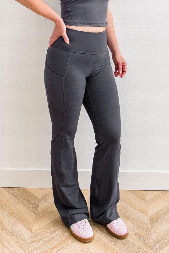 In Motion Flared Leggings