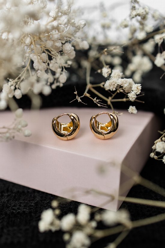 Juniper Huggie Hoop Earrings