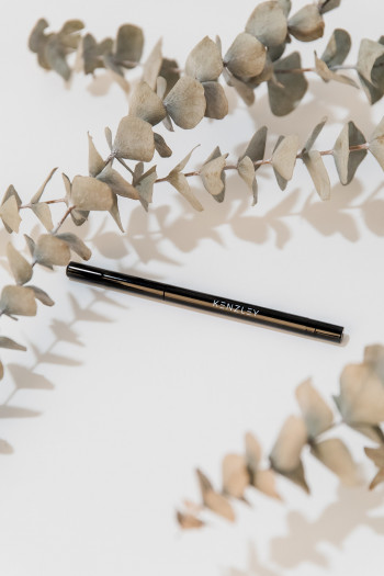 KENZLEY Retractable Eyeliner