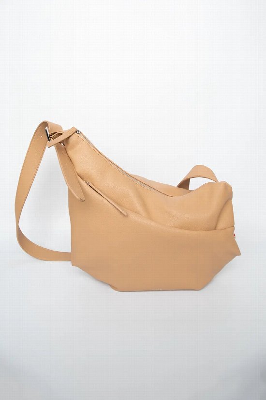Looking Your Way Handbag 2