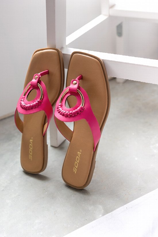 Nuevo Sandals