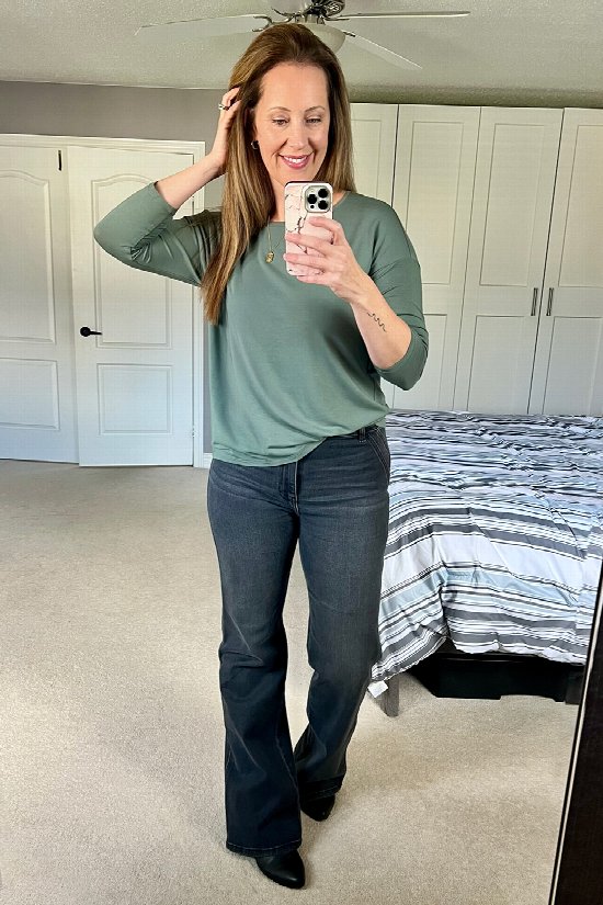 Plain & Chic Top Plain & Chic Top