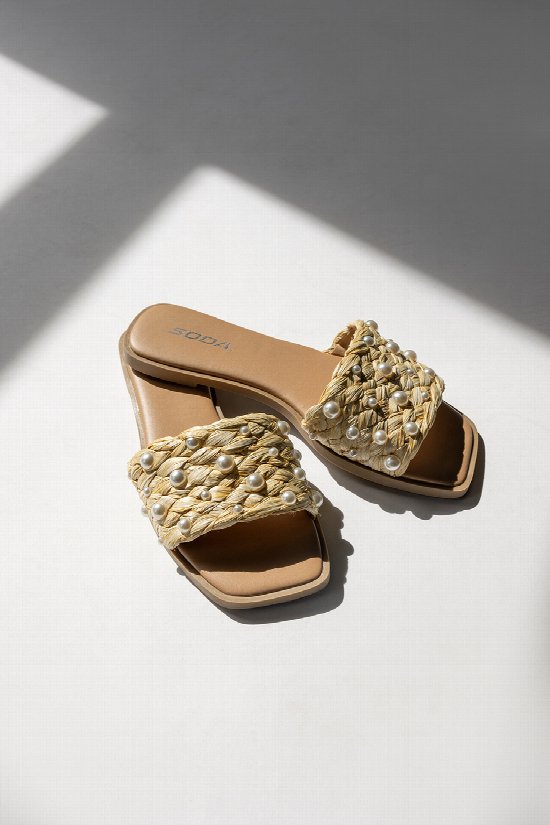Pretty Sure Pearl Slides