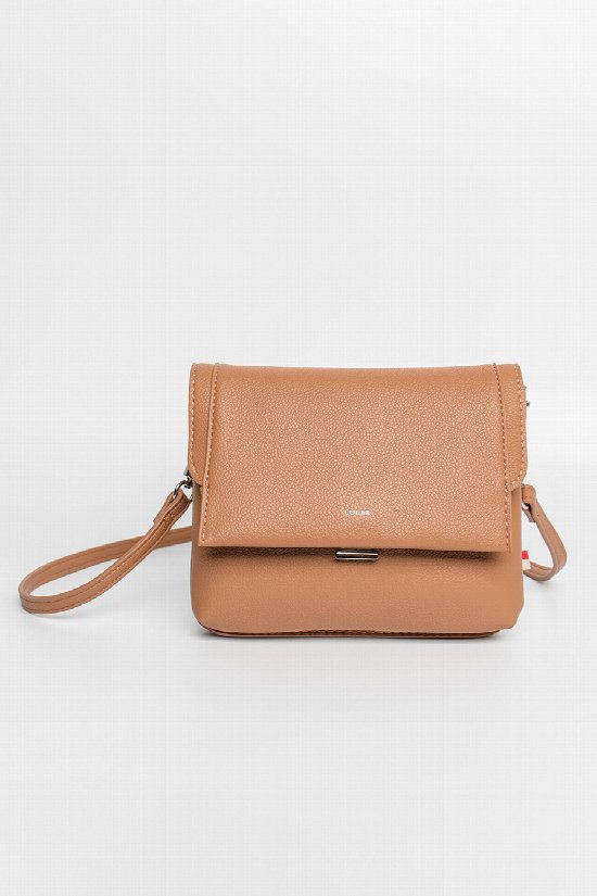Simply Stylish Crossbody Bag