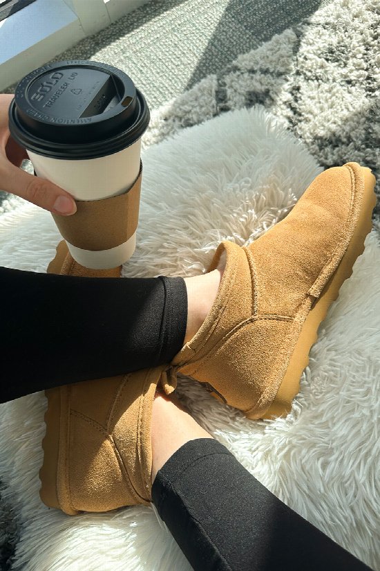 Super Shorty Snug Step Boots